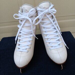 Bladerunner Ice by Rollerblade Diva Women's Size 9 US Adult Figure Ice Skates